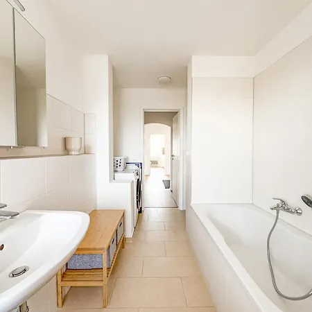 Skyrise - Stilvolles Mit Kueche & Balkon Bad Worishofen