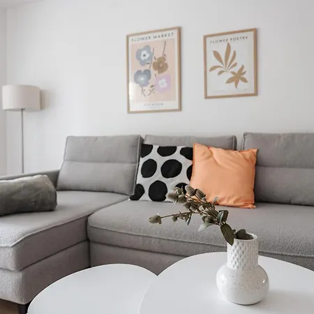 Skyrise - Stilvolles Mit Kueche & Balkon Bad Worishofen