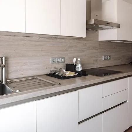 Skyrise - Stilvolles Mit Kueche & Balkon Bad Wörishofen