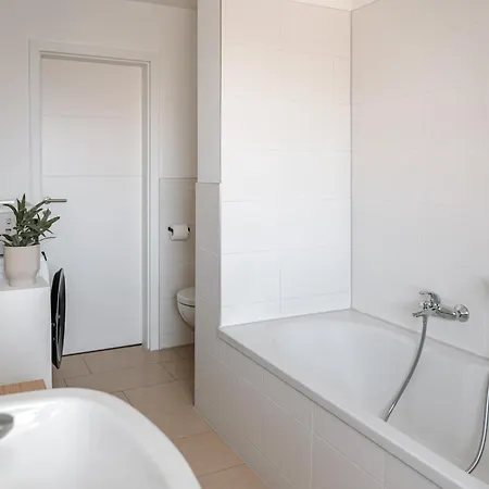 Apart Otel Skyrise - Stilvolles Mit Kueche & Balkon 3*