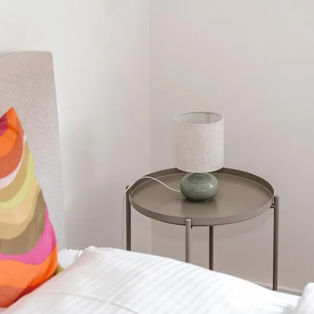 Skyrise - Stilvolles Mit Kueche & Balkon Apart Otel 3*