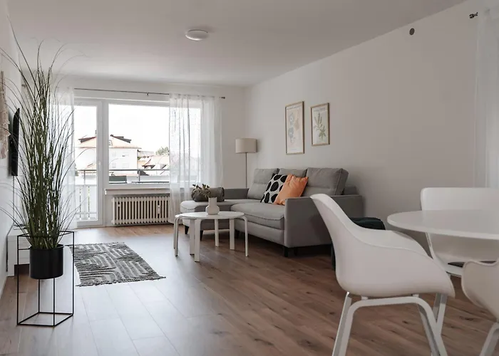 Aparthotel Mit Kueche & Balkon In - Skyrise 3*